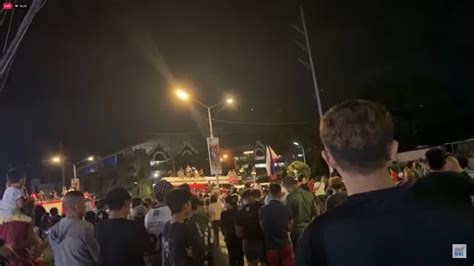 Passengers told to be patient as Quiboloy supporters hold picket .
